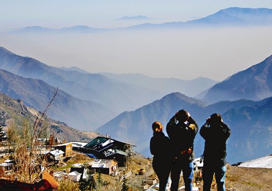 ¿Cuál debe ser la meta de reducción de emisiones de Chile? (La Tercera)