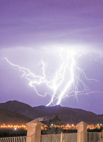 Calentamiento global podría aumentar ocurrencia de estos eventos (La Tercera)