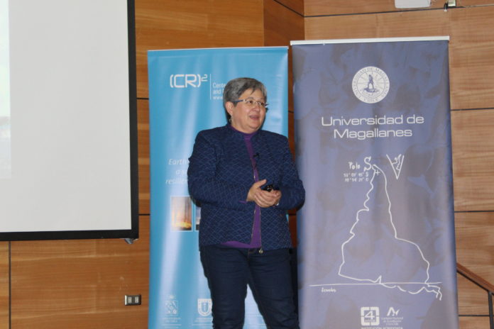 Laura Gallardo charla UMAG