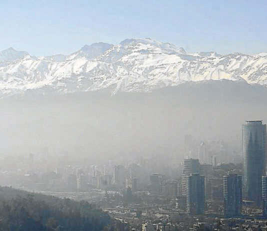 Seis de cada 10 chilenos viven en zonas saturadas ambientalmente (Pulso)