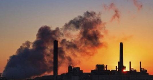Se puede ser carbono neutral hoy, pero también se podría borrar la huella del pasado (El Mercurio)