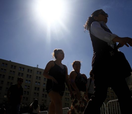 Expertos advierten que altas temperaturas serán más frecuentes producto del calentamiento global (El Mercurio)