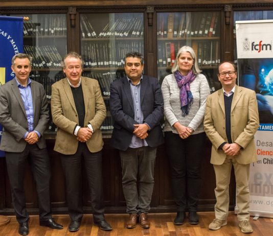 Rocadictos, el programa de la Facultad de Ciencias Físicas y Matemáticas que llega a Radio U. de Chile (Radio U. de Chile)