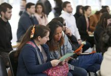 Comunidad universitaria reflexionó sobre crisis climática en conversatorios simultáneos en sus campus (Noticias U. de Chile)