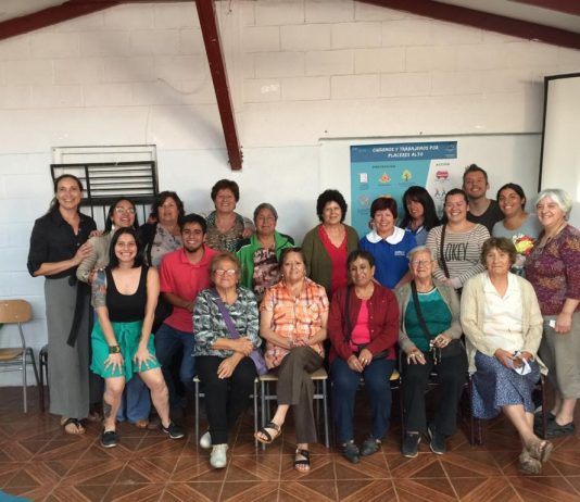 Vecinos de Placeres Alto desarrollan estrategias comunitarias para prevenir incendios forestales