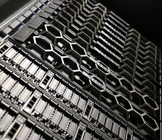 U. de Chile inaugura supercomputador más potente de Chile con la capacidad de cálculo de 25 mil notebooks (Noticias U. de Chile)