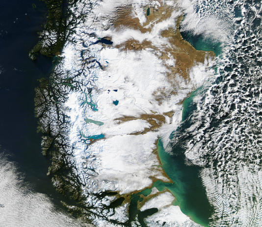 Rare Peek at Patagonia in Winter (Noticias Nasa Earth Observatory)