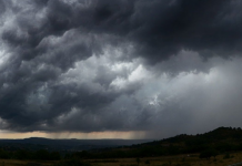 Cambio Climático aumentaría la frecuencia en Chile de eventos extremos como el río atmosférico que precipitó en intensa lluvia el fin de semana (El Mostrador)
