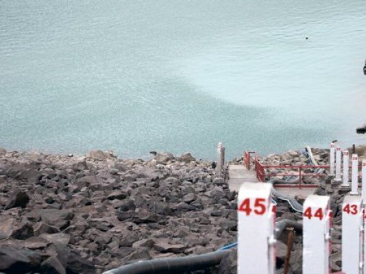 Crisis hídrica profundiza su amenaza sobe Chile con déficit de más de 90% en los niveles de nieve (Diario Financiero)