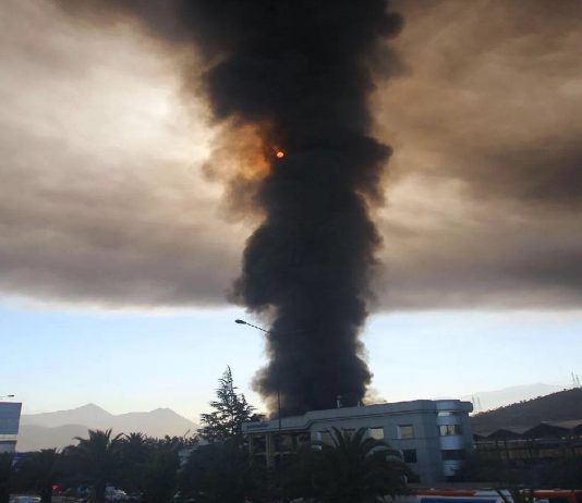 ¿A dónde se dirigió el humo del incendio en Quilicura? (Las Últimas Noticias)