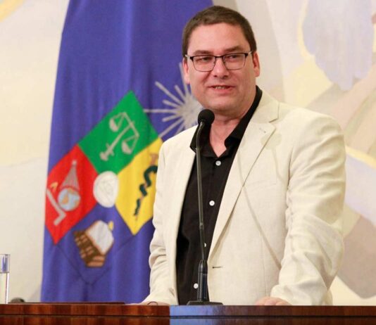 “Hay que trabajar el tema del cambio climático de forma más positiva, involucrando a niños y adolescentes en la acción” (Prensa Uchile)