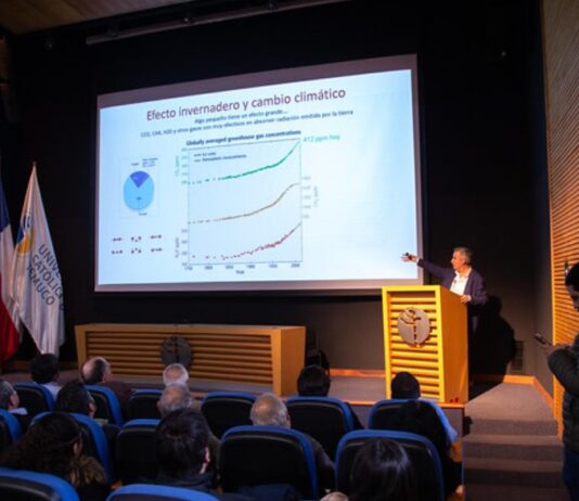 Climatólogo René Garreaud dictó charla magistral sobre Cambio Climático en la UCT (UCT)