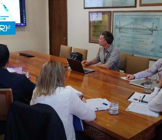 Investigadores CR2 presentaron informe de Seguridad Hídrica en Ministerio de Obras Públicas