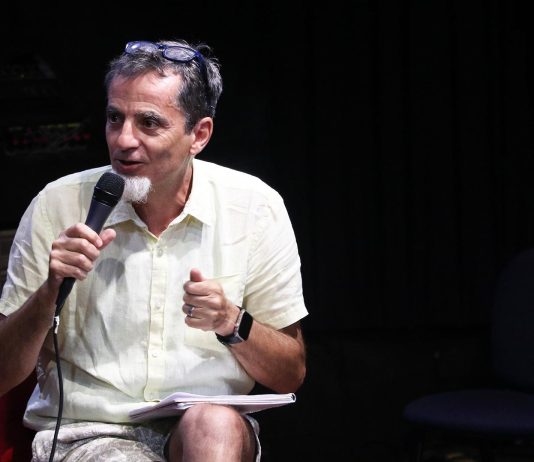 Nicolás Guiliani, académico Universidad de Chile: “El modelo de energía renovable mantiene el sistema de extractivismo y consumo” (UChile)