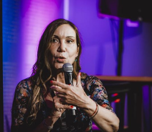 «Esta es la década en que definimos el futuro del planeta», señaló Paulina Aldunce en Congreso Futuro (13C)