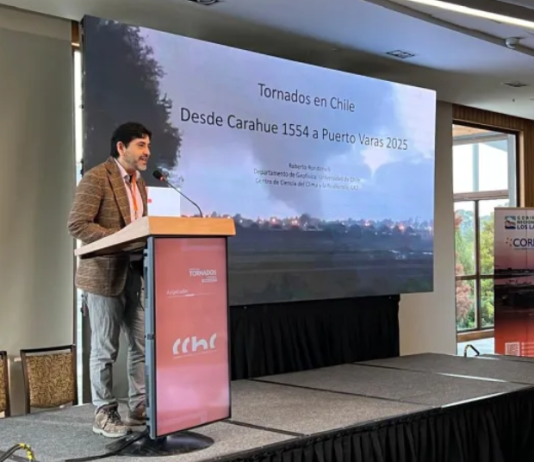 Científico señaló en Seminario “Tornados: ¿Estamos preparados?” que existe una Temporada de Tornados en Chile que va desde la segunda quincena de mayo a la primera quincena de junio (eha.cl>)
