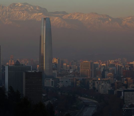 Investigadores U. de Chile advierten impacto del aire contaminado y su vínculo con el cambio climático (UChile.cl)