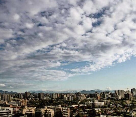 Calidad del aire en Chile mejora en 20 años, aunque persiste brecha en el sur (Terram.cl)